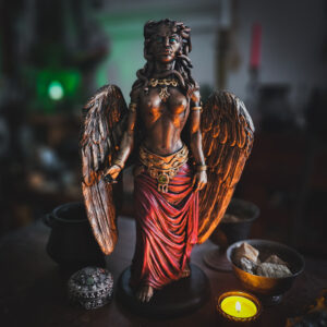 Medusa: Gorgon Queen 14 Inch Original Statue